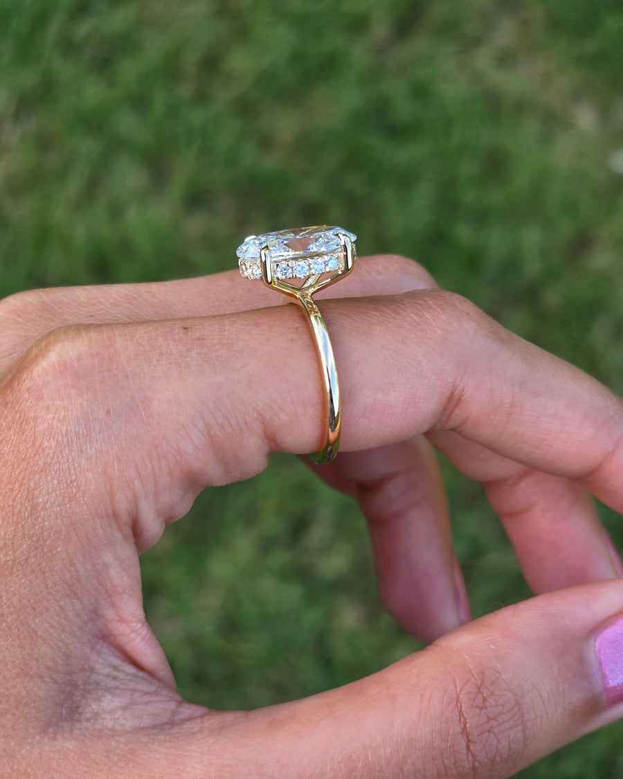 4 Carat Solitaire Lab Grown Oval Diamond Engagement Ring