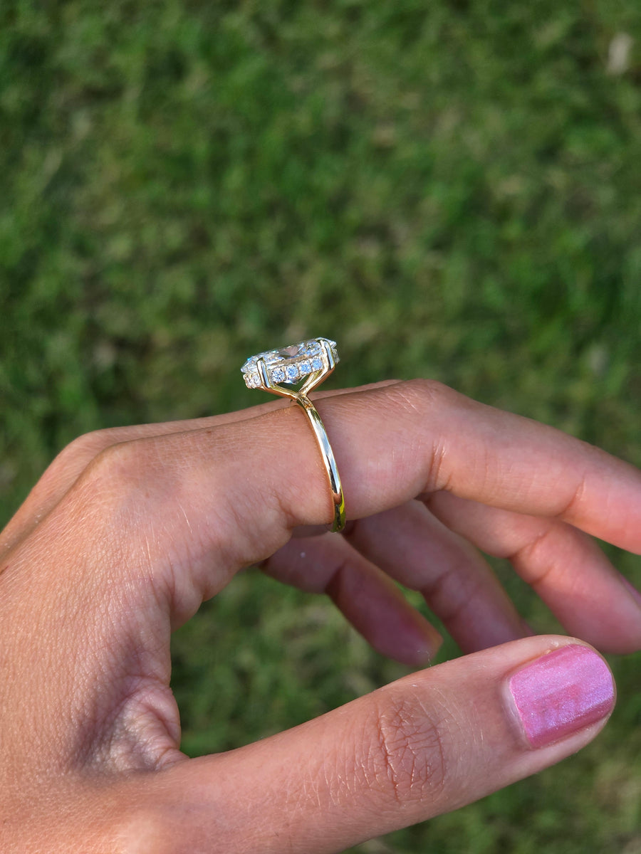 4 Carat Solitaire Lab Grown Oval Diamond Engagement Ring