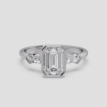 yellow gold - emerald