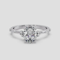 yellow gold - oval