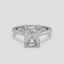 yellow gold - emerald